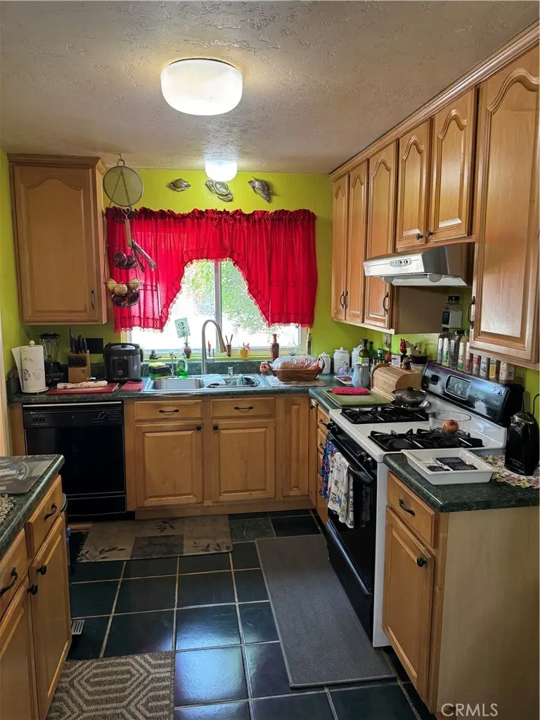 1669 W Phillips Drive, Pomona, CA 91766 - #3