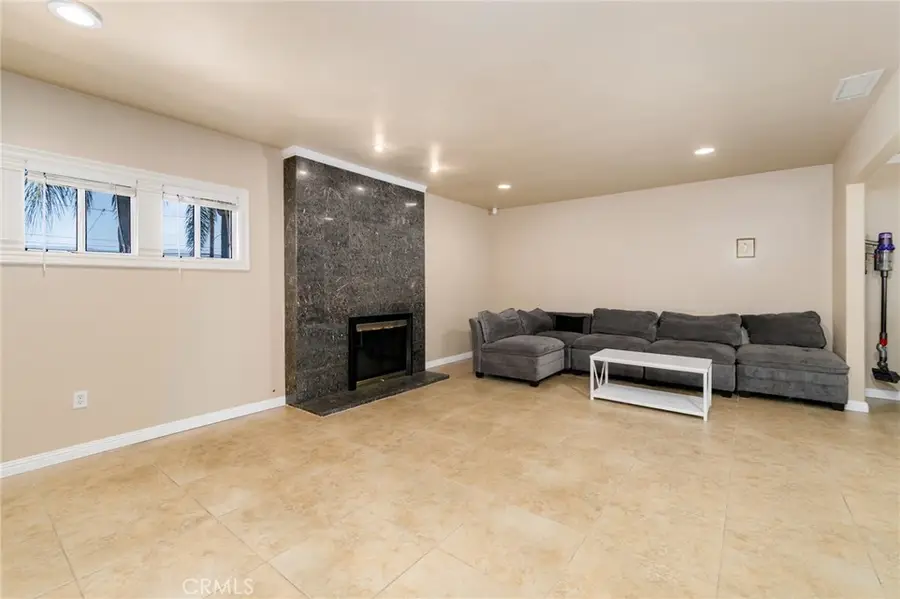 530 W C St, Colton, CA 92324 - #3