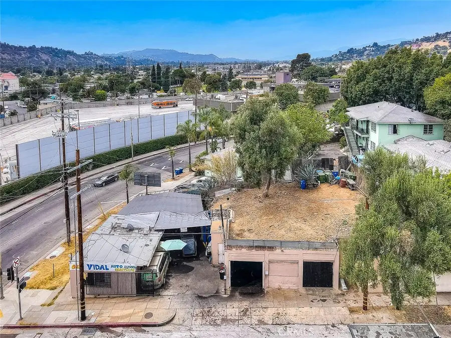 601 W Avenue 28, Los Angeles, CA 90065 - #3