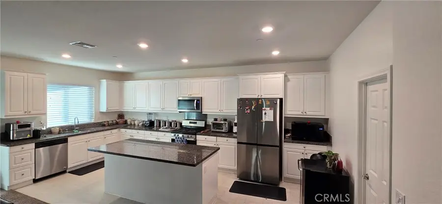 8221 Muir Lane, Riverside, CA 92507 - #2