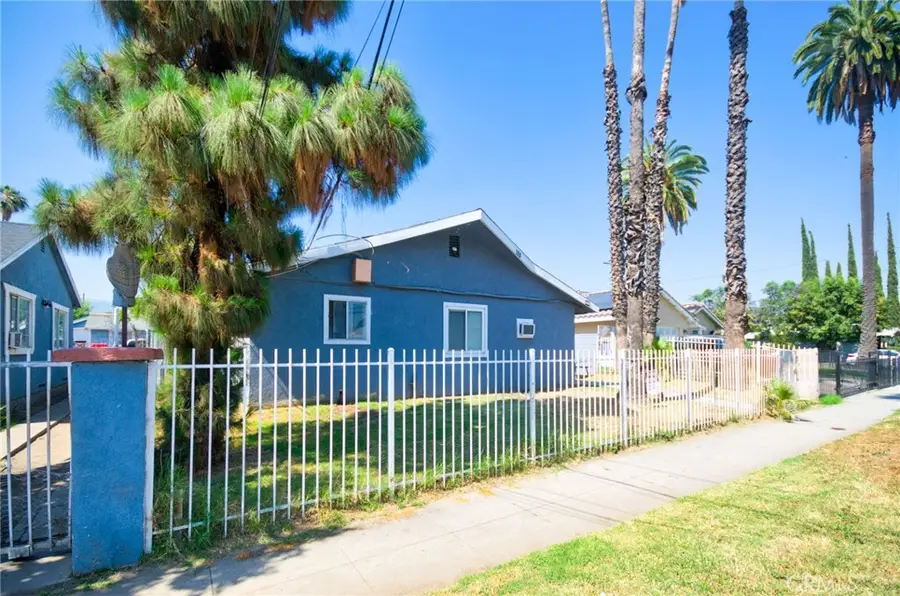 188 E 11th Street #1-4, San Bernardino, CA 92410 - #3