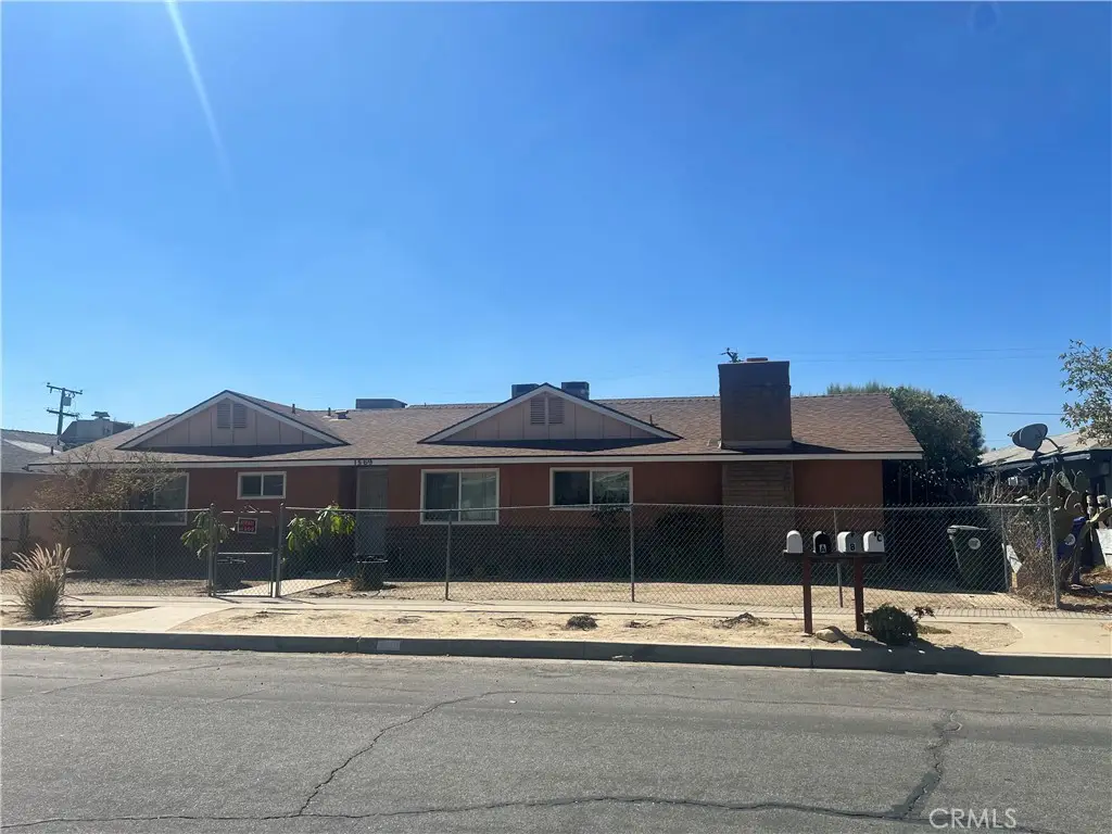 1569 W Ramona, Rialto, CA 92376 - #1