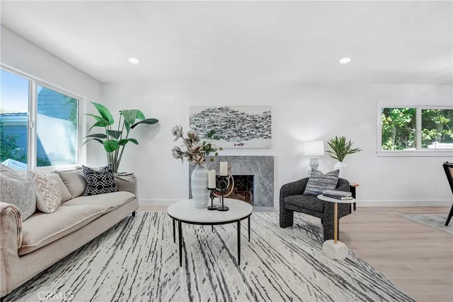 20919 Costanso Street, Woodland Hills, CA 91364 - #3