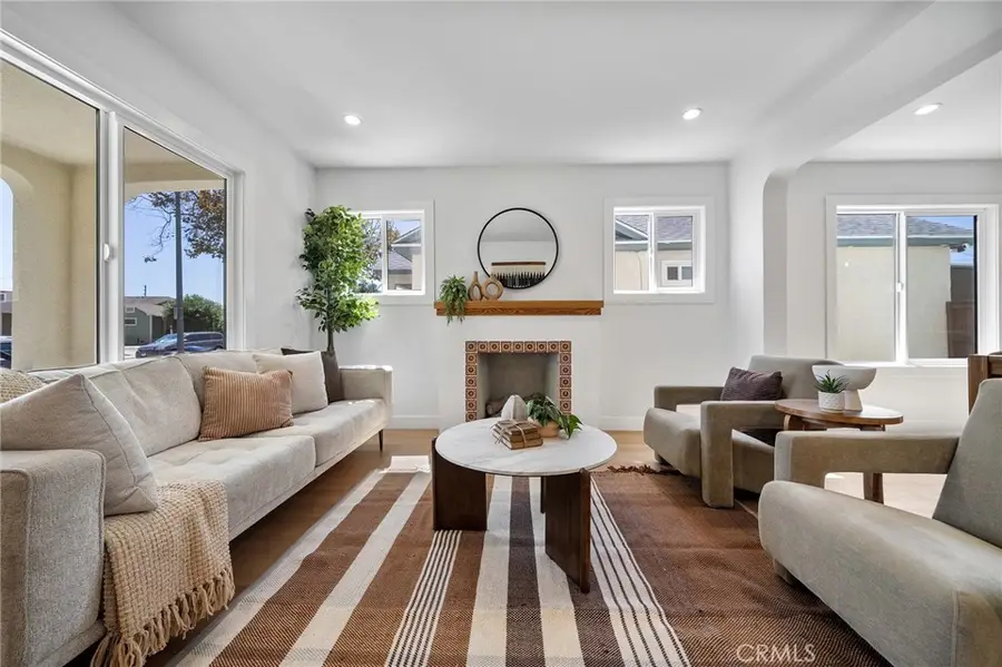 5931 5th, Los Angeles, CA 90043 - #2