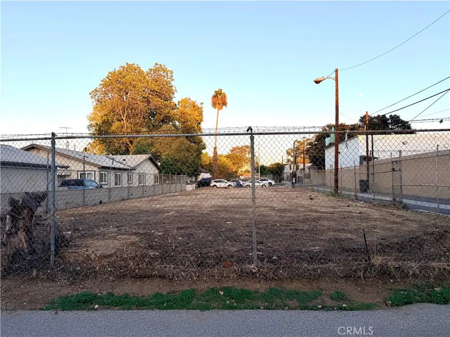 510 Sheridan St, Corona, CA 92882 - #2
