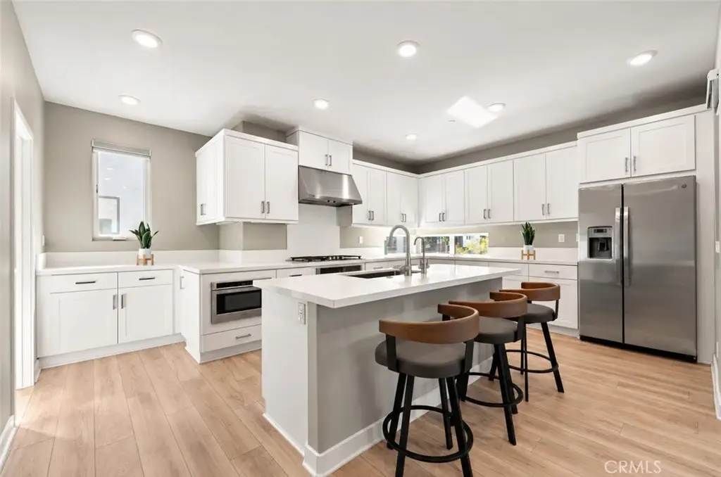 253 Waypoint, Tustin, CA 92782 - #1
