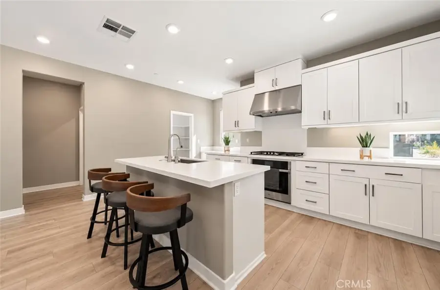 253 Waypoint, Tustin, CA 92782 - #3