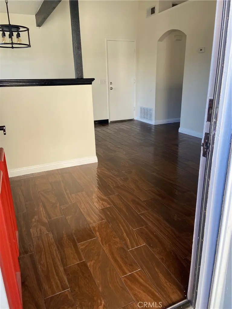 8107 Linares, Riverside, CA 92509 - #3