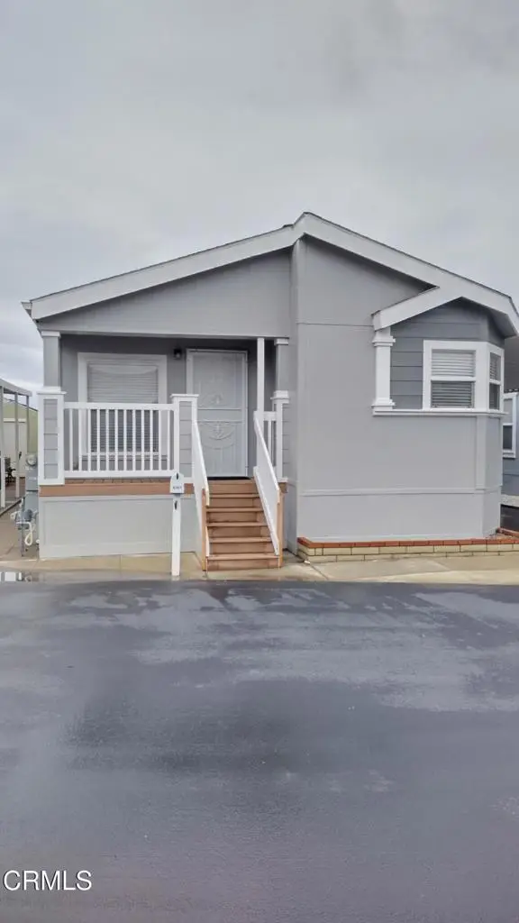 4061 Canary Lane #F, Oxnard, CA 93033
