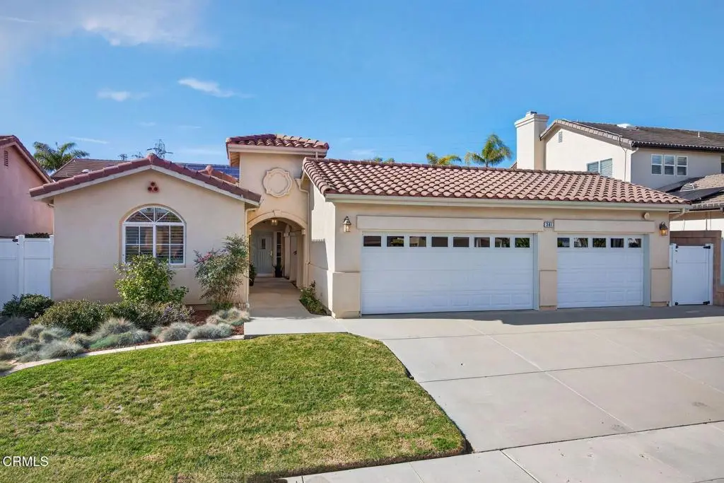 341 Roosevelt Avenue, San Buenaventura Ventura, CA 93003 - Image #1