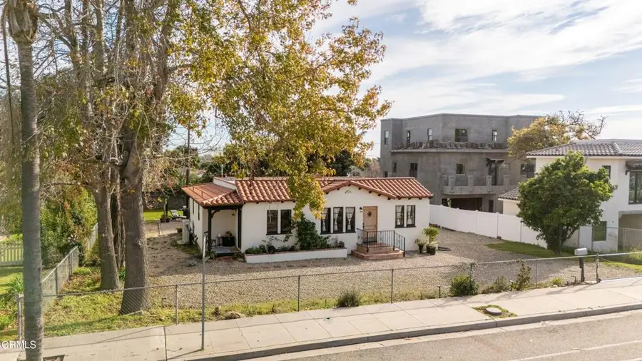 3880 Loma Vista Road, San Buenaventura Ventura, CA 93003 - #3