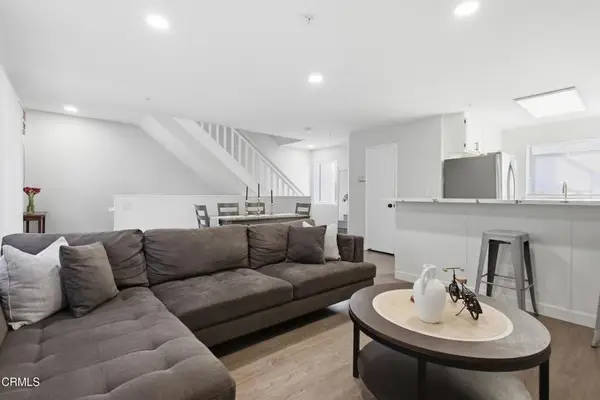 819 S B Street, Oxnard, CA 93030