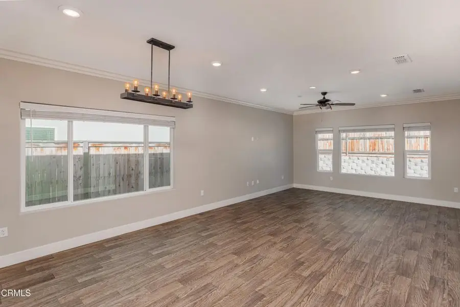 9634 Silver Falls Lane, Shafter, CA 93263 - #2