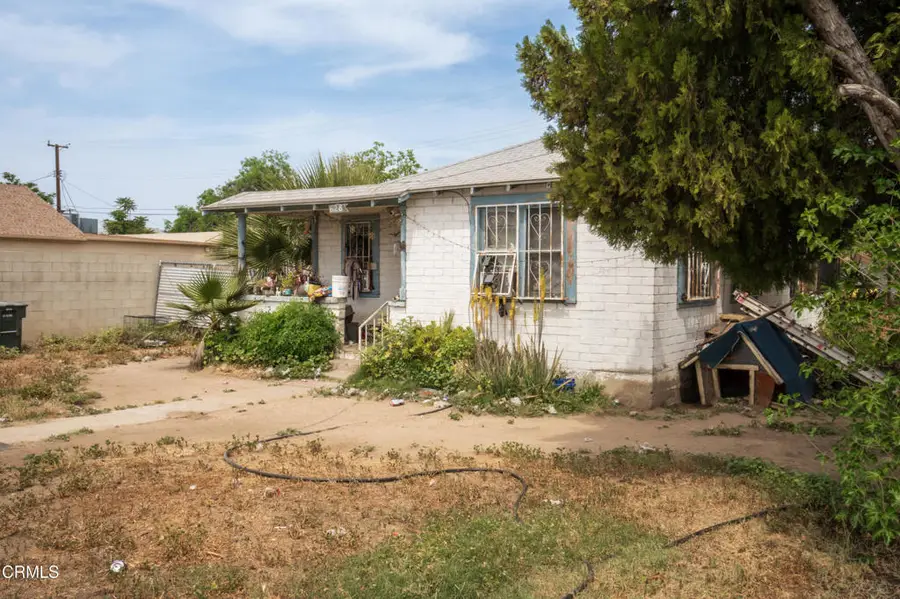 628 E 3rd Street, Bakersfield, CA 93307 - #3