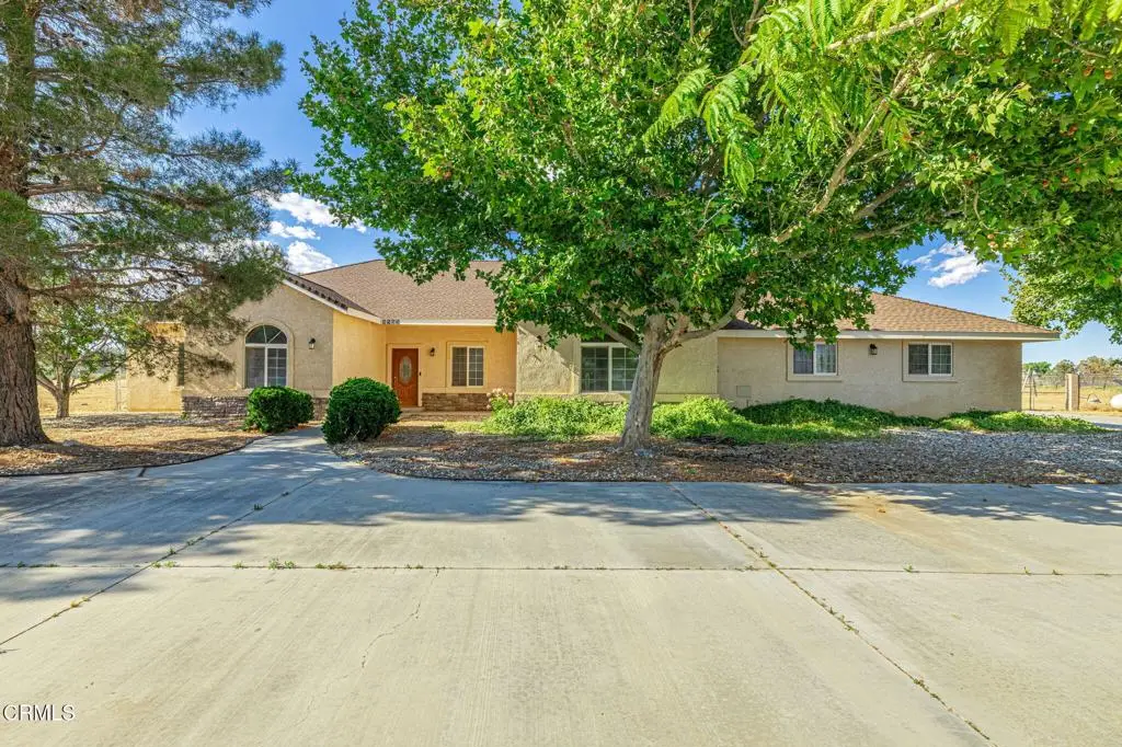8585 W Avenue E, Lancaster, CA 93536 - #1