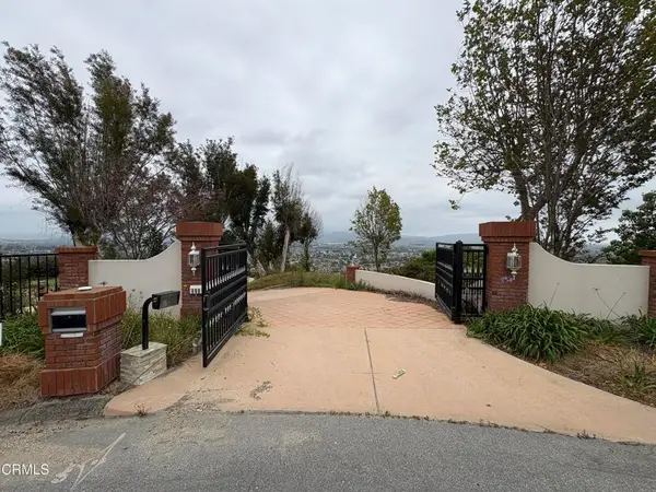 690 Corriente Court, Camarillo, CA 93010