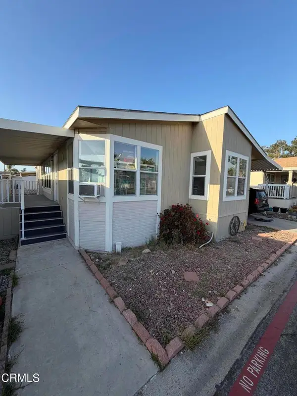 117 Calle Viejo #117, Camarillo, CA 93012
