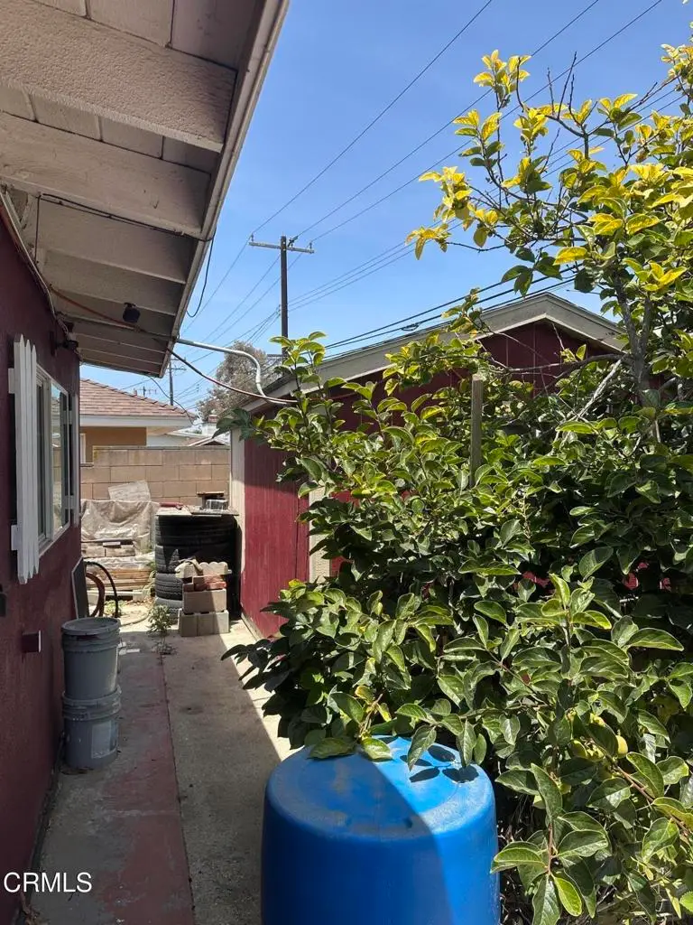 721 W Linden Drive, Oxnard, CA 93033 - #2