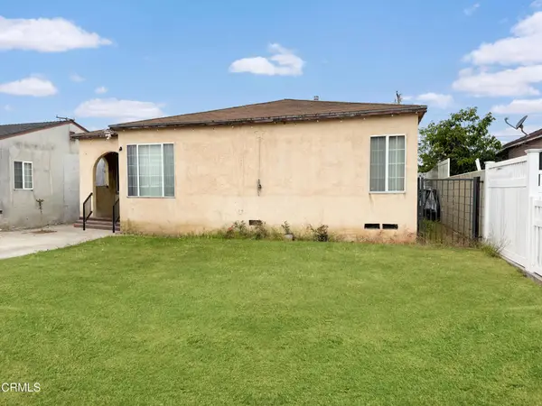 945 S E Street, Oxnard, CA 93030