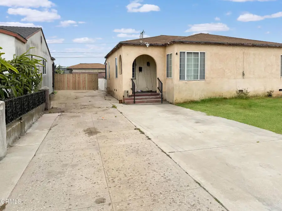 945 S E Street, Oxnard, CA 93030 - #2