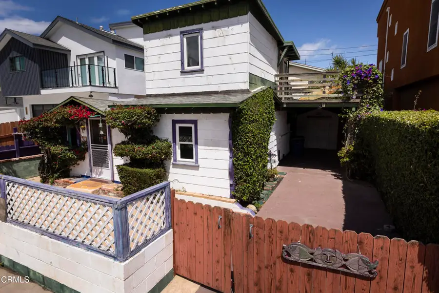 133 Santa Paula Avenue, Oxnard, CA 93035 - #2