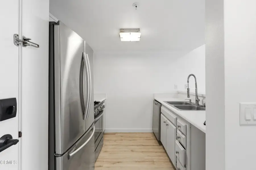 865 S B Street #Q2, Oxnard, CA 93030 - #3
