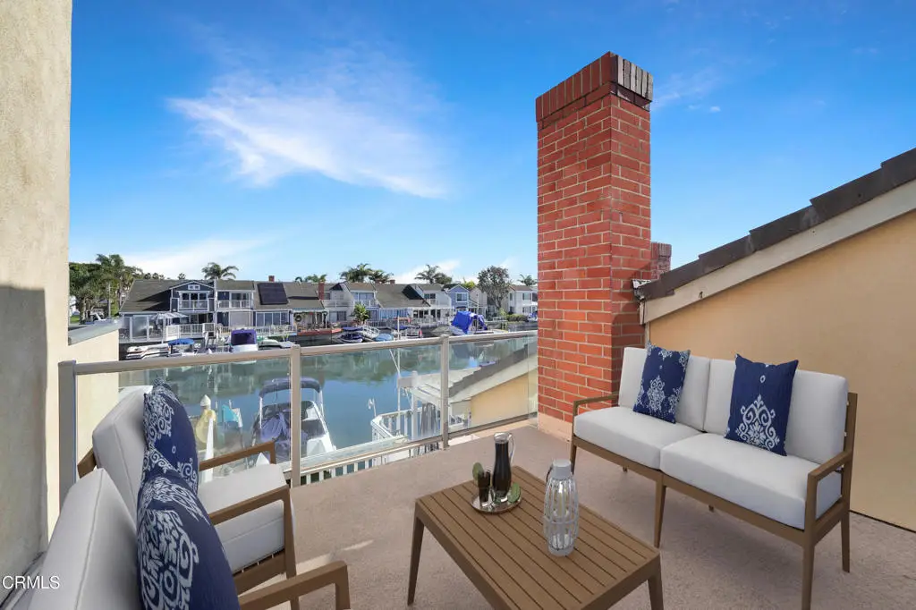 2010 Kingsbridge Way, Oxnard, CA 93035 - #1