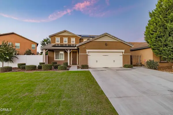 1408 Waterfall Lane, Bakersfield, CA 93311