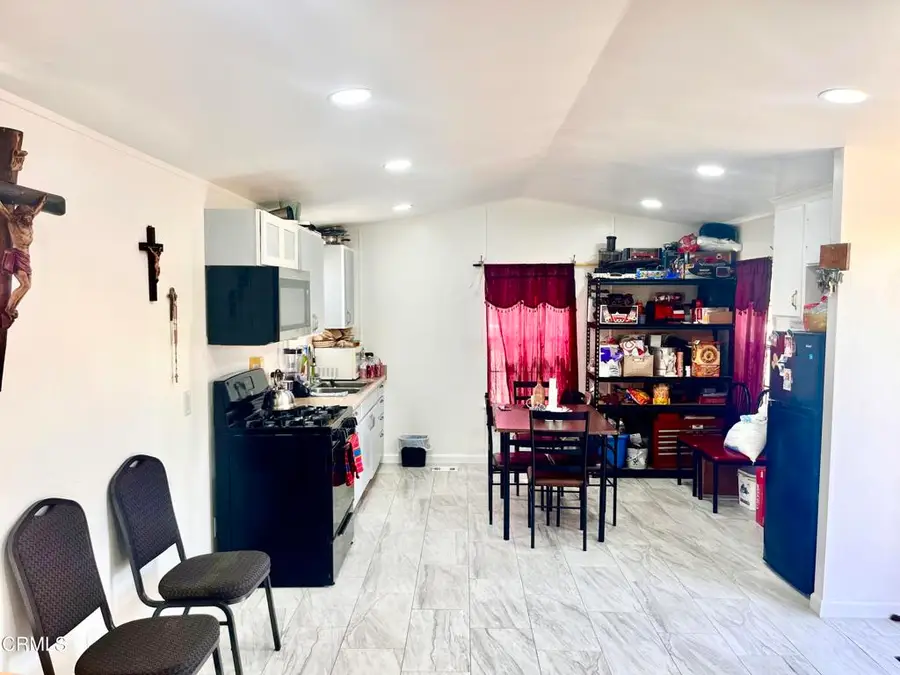 11333 Azahar Street, San Buenaventura Ventura, CA 93004 - #3