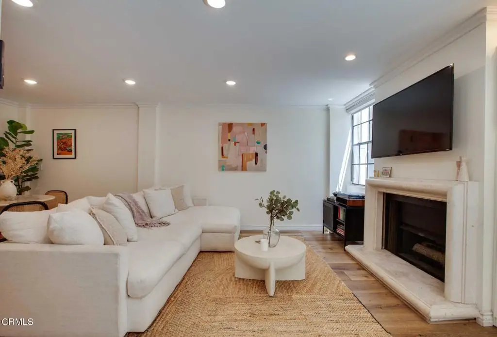 750 N Kings Road #117, West Hollywood, CA 90069 - #1