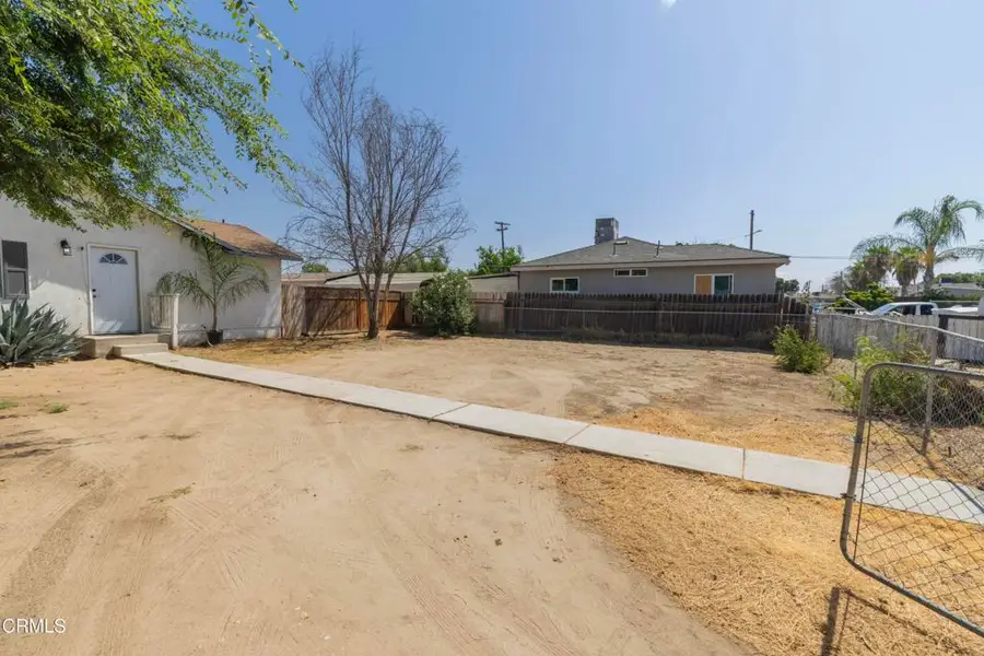 818 Decatur Street, Bakersfield, CA 93308 - #2
