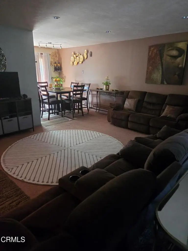 2033 Miramar Walk, Oxnard, CA 93035 - #2