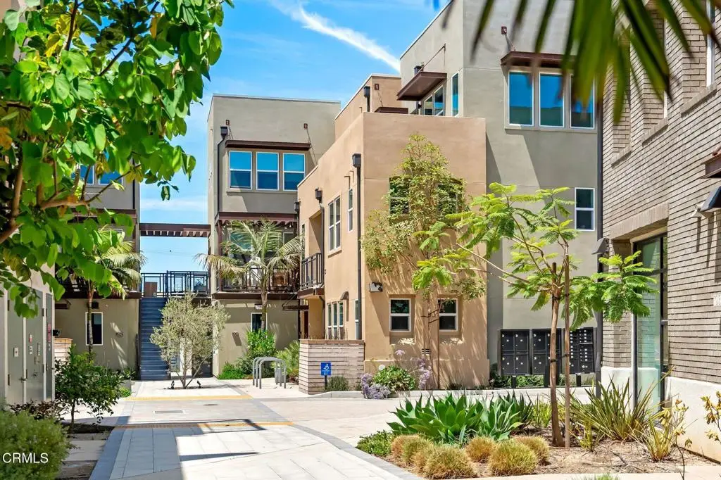 1244 E Thompson Boulevard #101, San Buenaventura Ventura, CA 93001 - #1