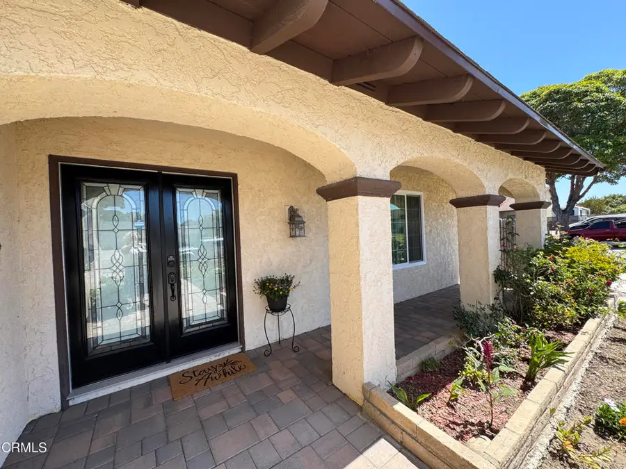 2401 El Portal Way, Oxnard, CA 93035 - #2