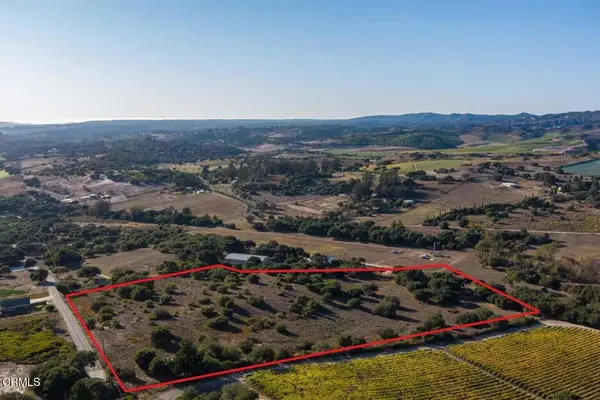1990 Tularosa Road #4, Lompoc, CA 93436