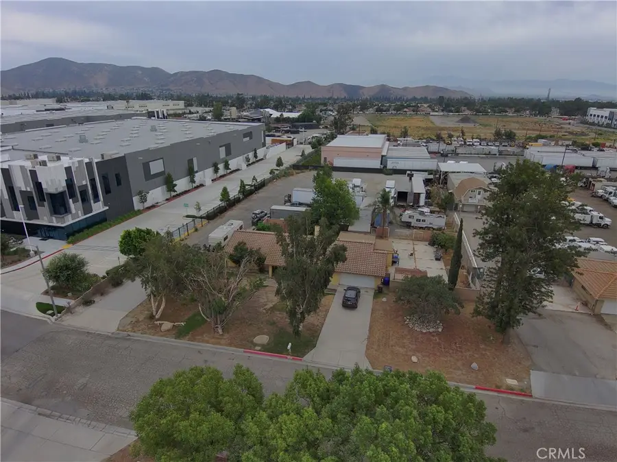 13981 Rose, Fontana, CA 92337 - #2