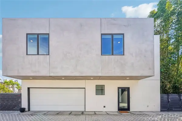 542 N Commonwealth Avenue, Silver Lake, CA 90004