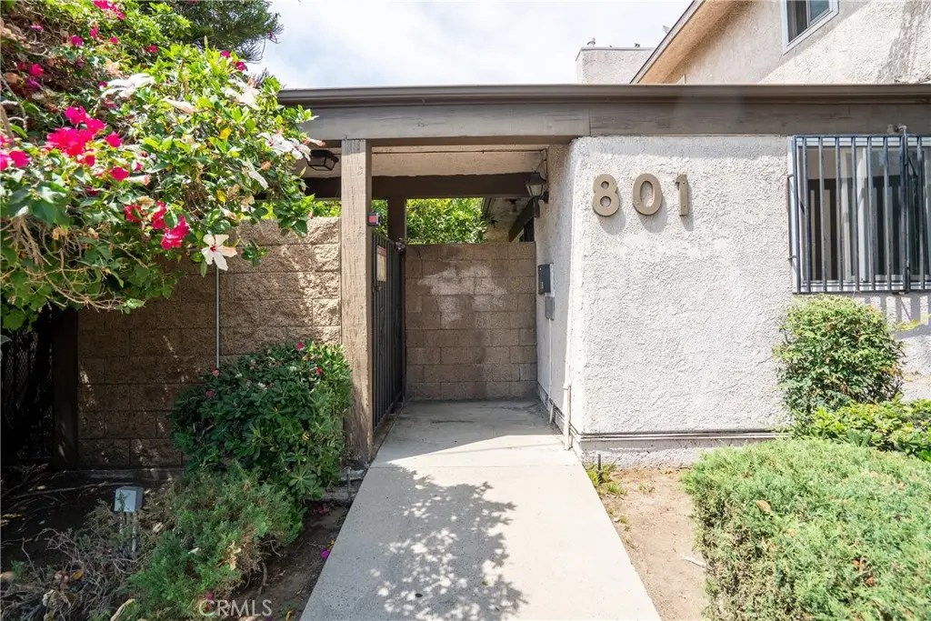 801 E Acacia #F, Glendale, CA 91205 - Image #1