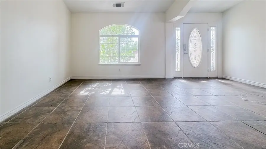 11126 Arena Road, Pinon Hills, CA 92372 - Image #2