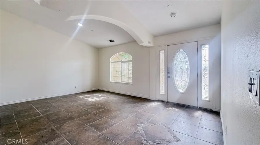 11126 Arena Road, Pinon Hills, CA 92372 - Image #3