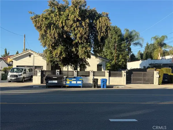 22913 Burbank, Woodland Hills, CA 91367