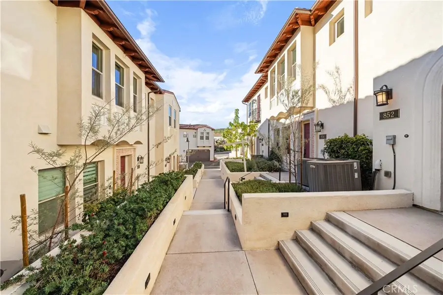 856 Francesca Drive, Walnut, CA 91789 - Image #2