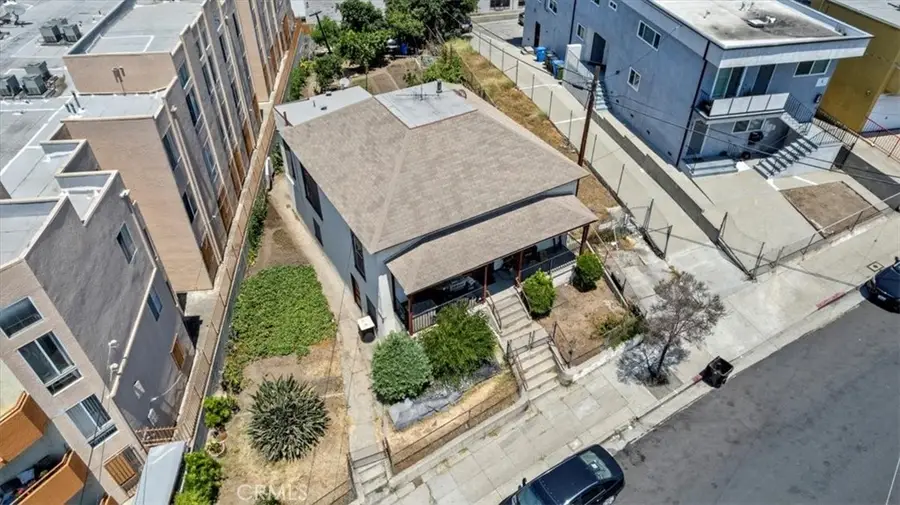811 N Bunker Hill Avenue, Los Angeles, CA 90012 - #2