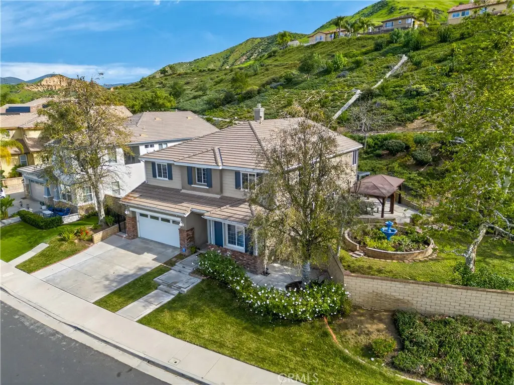 29062 Garnet Canyon, Saugus, CA 91390 - #1