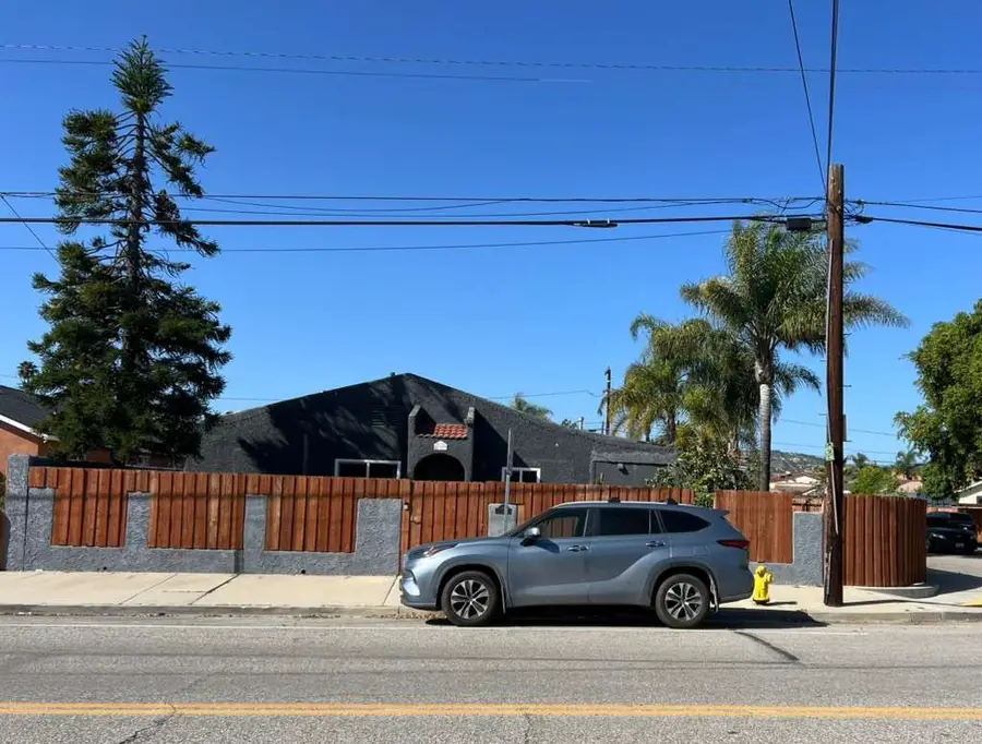 11393 Azahar, San Buenaventura Ventura, CA 93004 - Image #2