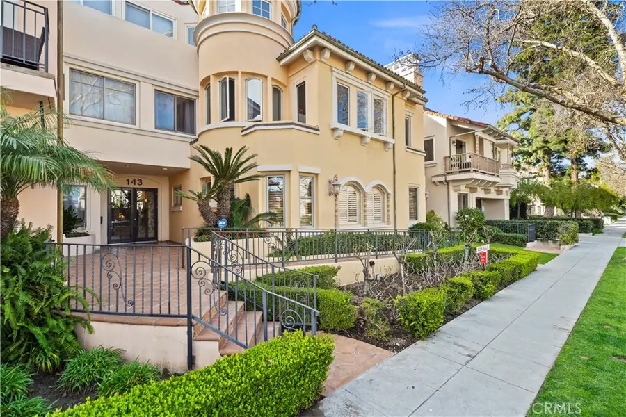 143 N Arnaz Drive #102, Beverly Hills, CA 90211 - Image #2