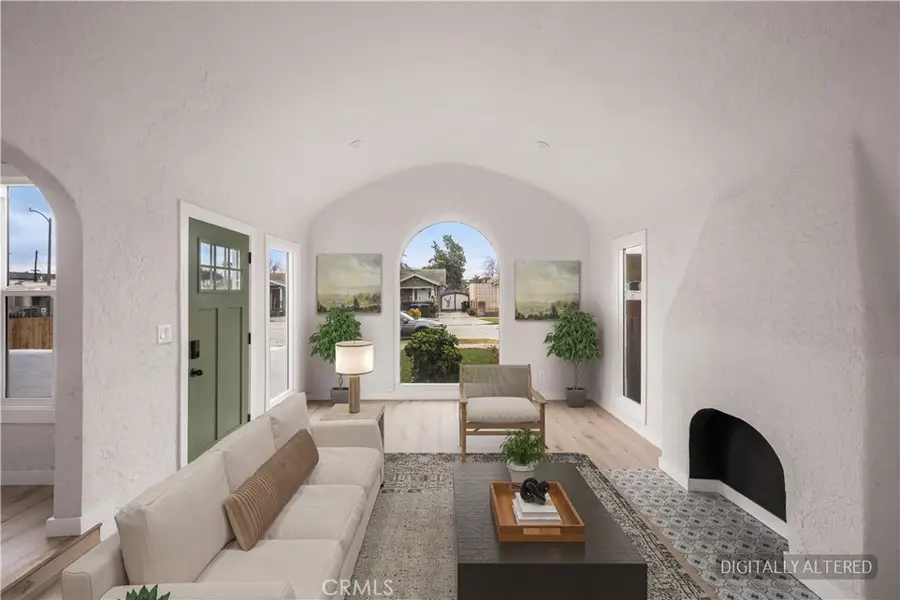 531 W 107th, Los Angeles, CA 90044 - #2