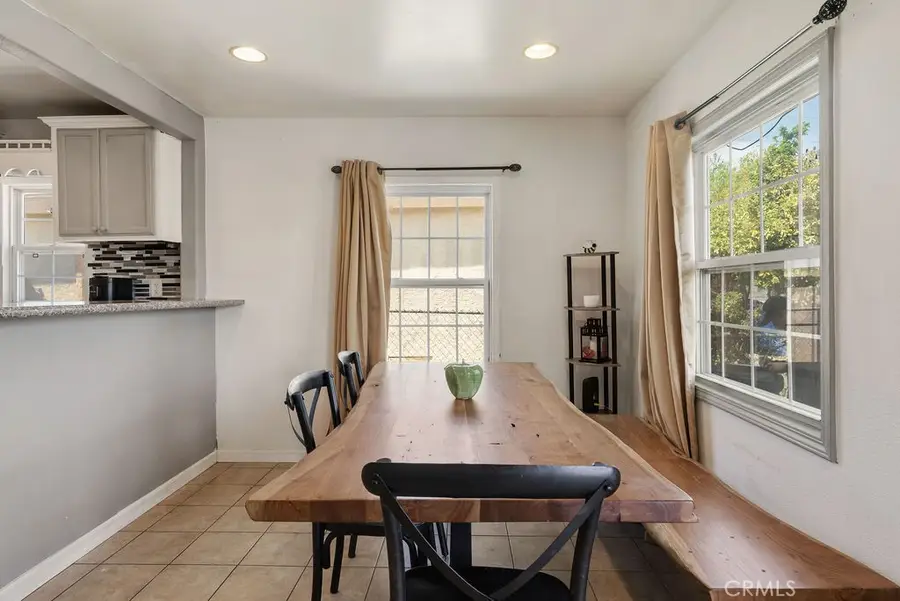 672 E 112th Street, Los Angeles, CA 90059 - #3