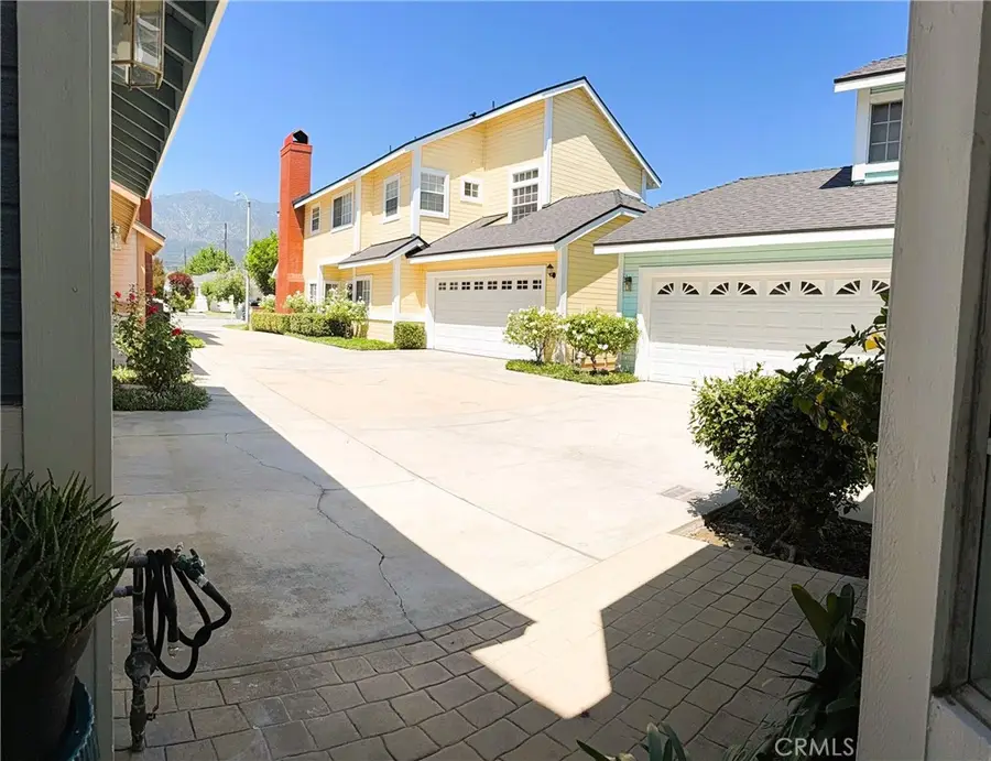 430 W Walnut Avenue W, Monrovia, CA 91016 - #2