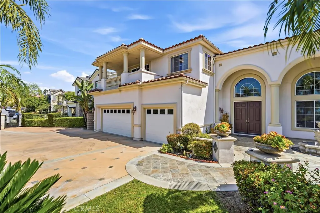 17601 Edgewood, Yorba Linda, CA 92886 - #1